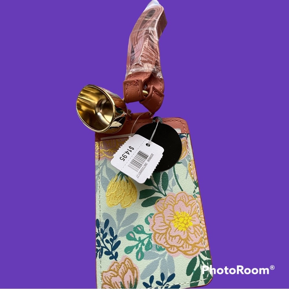NWT floral card holder with lanyard